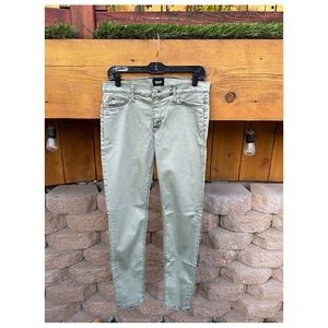 NWOT-Sz29 Hudson jeans grey/green color.Midrise Nico Super Skinny w/slight sheen